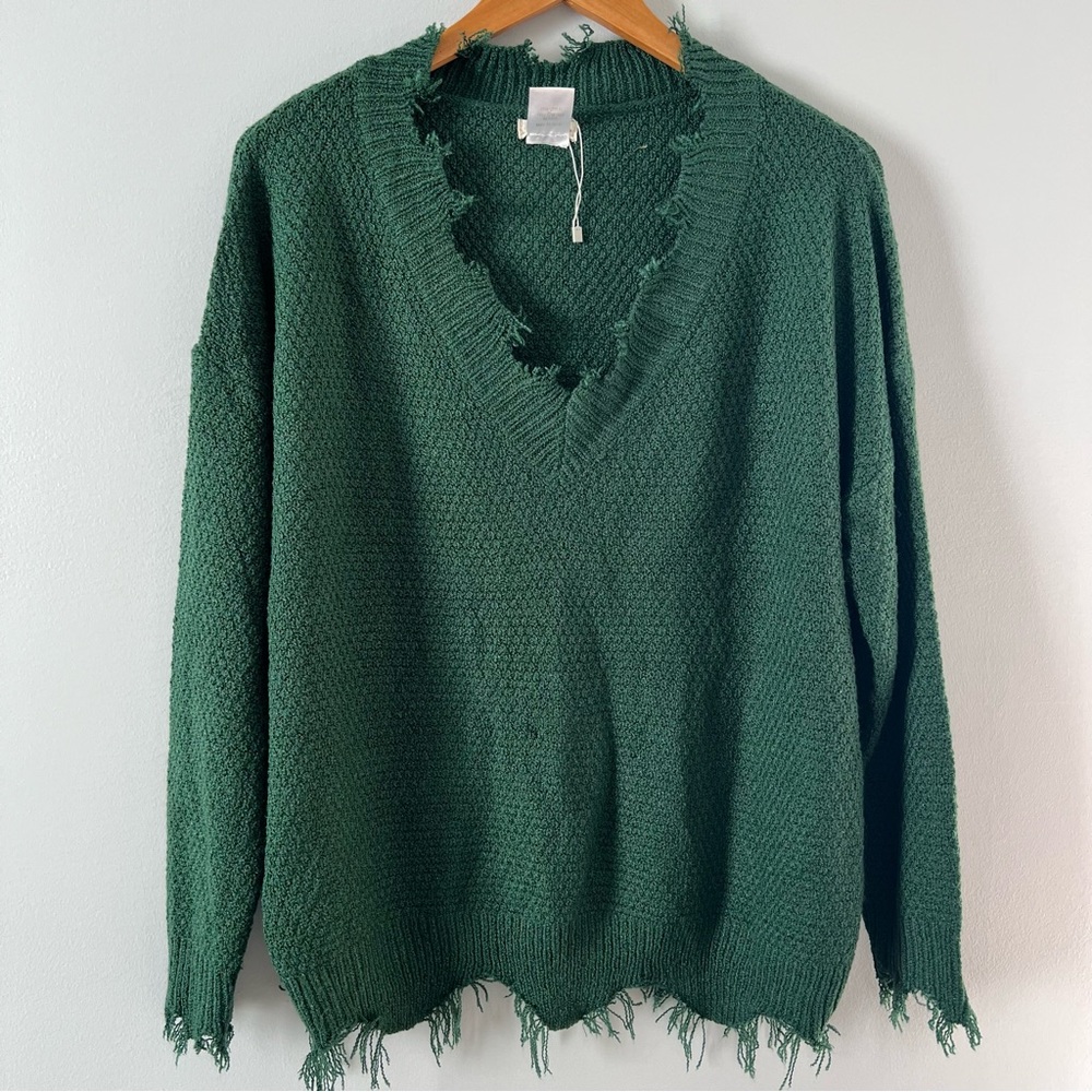 Main Strip | distressed frayed hem sweater